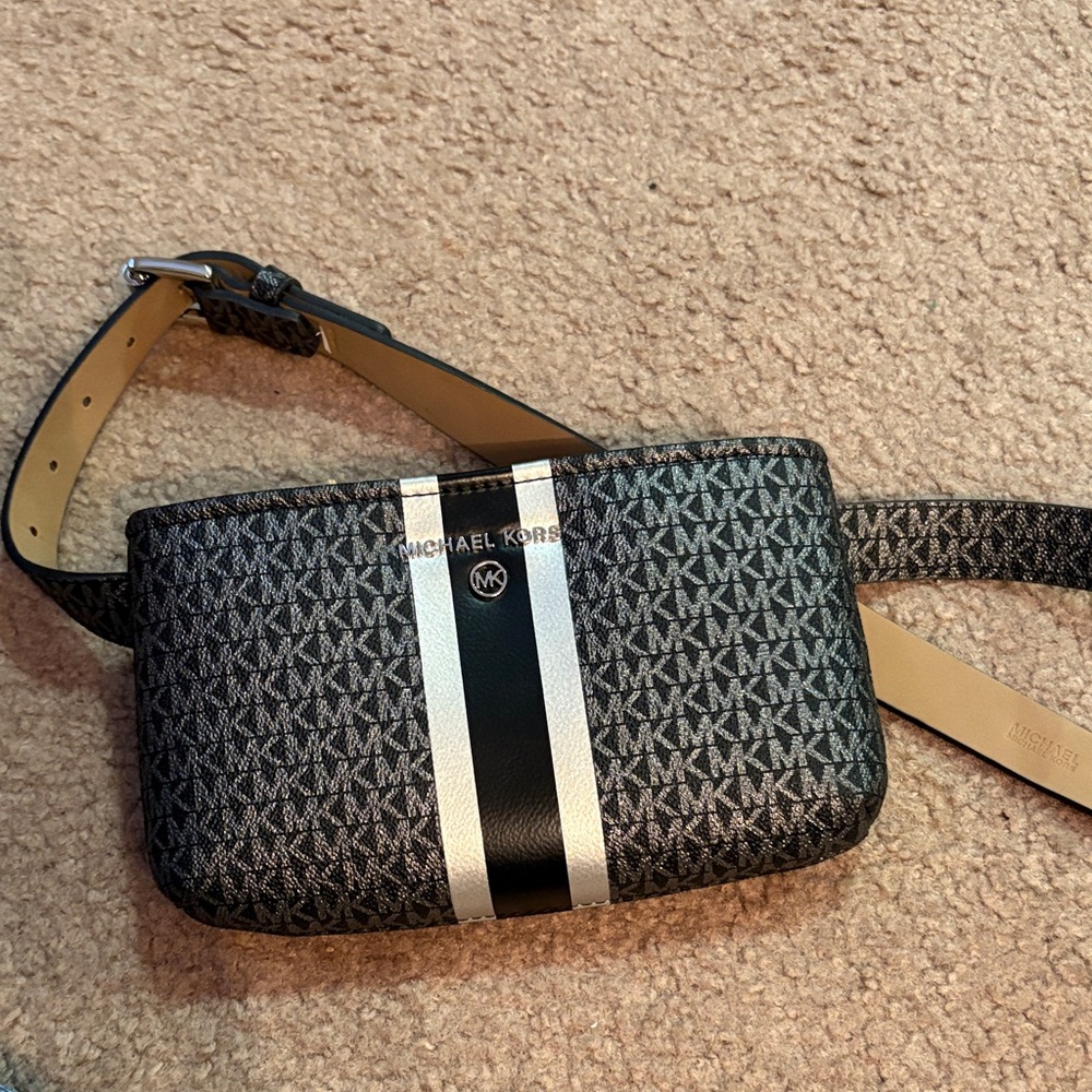 Michael Kors Black and Silver Signature Stripe Crossbody